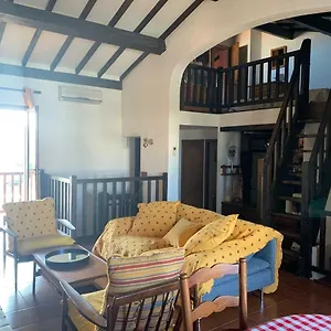  Hébergement de vacances Maison Camargue - Les Marie De La Mer France